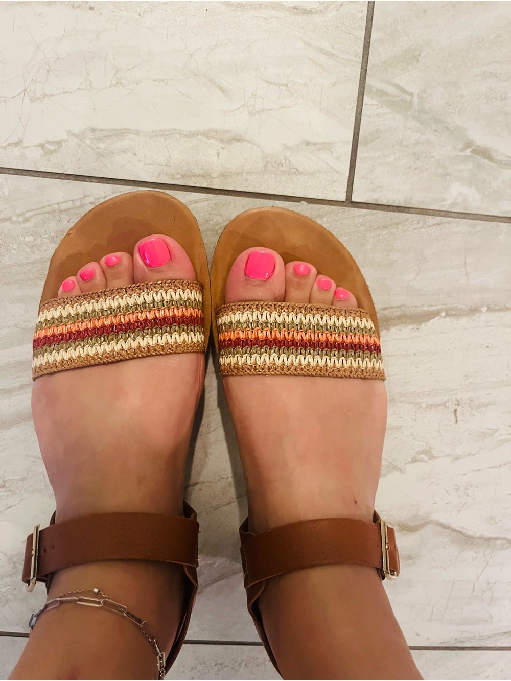 Women’s Brown Woven Strap Sandals – Casual Summer Comfort
